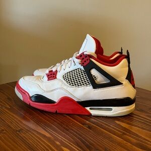Jordan 4 Retro OG Fire Red 2020 Mens 10 Size Sneakers Shoes DC7770-160